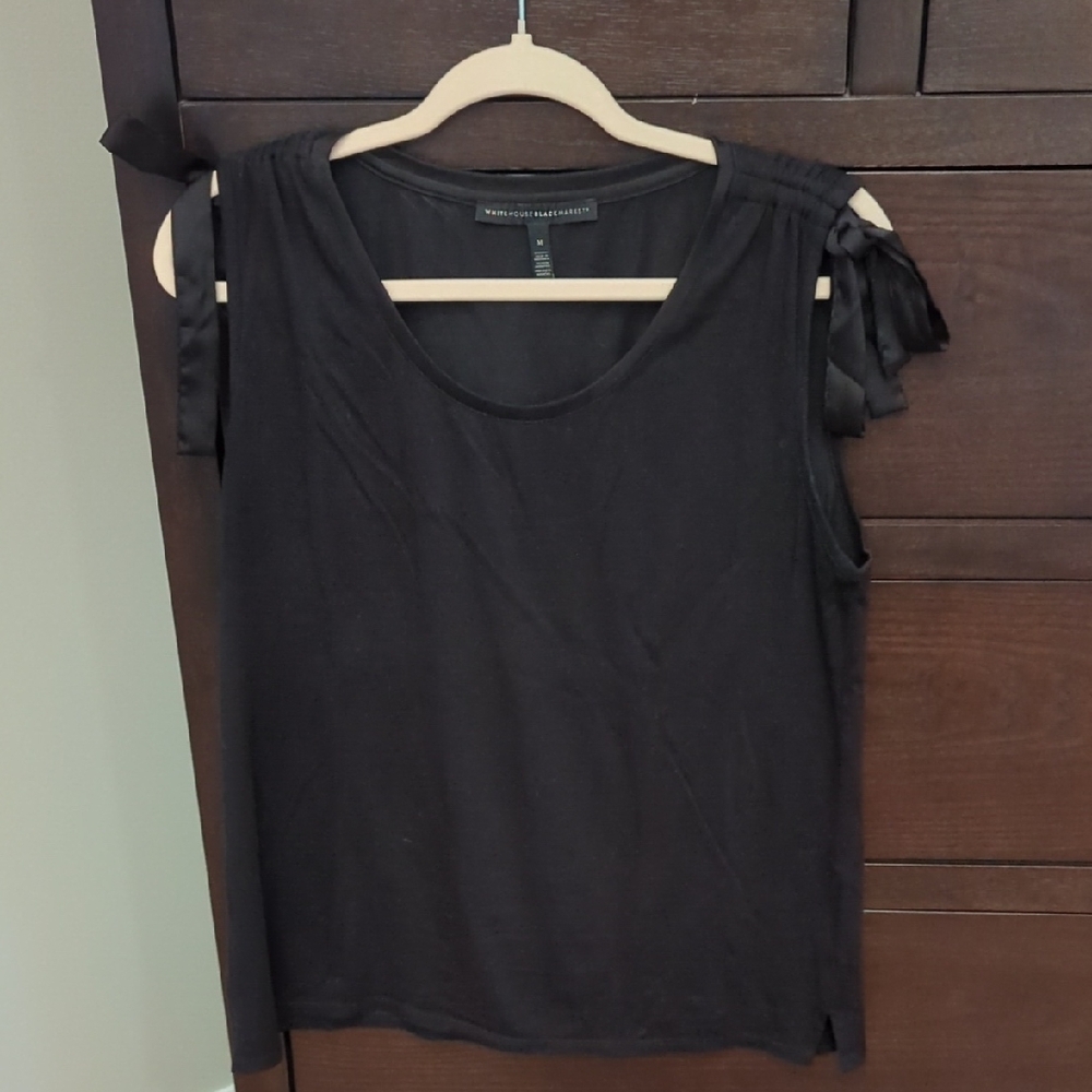 Chic Black Sleeveless Tank Top